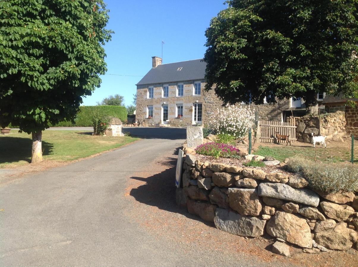 Les Rocailles Hotel La Foret-Auvray Buitenkant foto