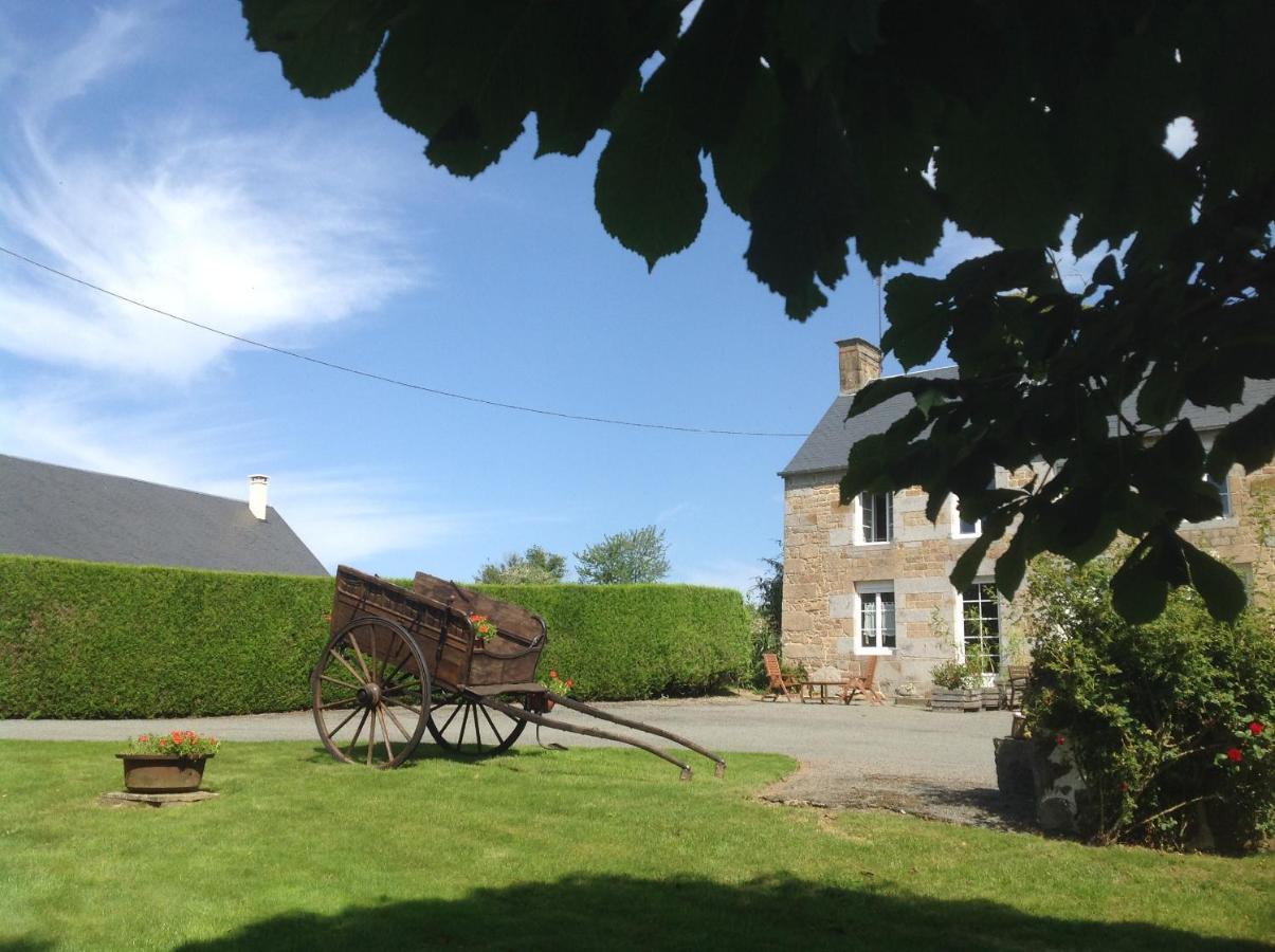 Les Rocailles Hotel La Foret-Auvray Buitenkant foto