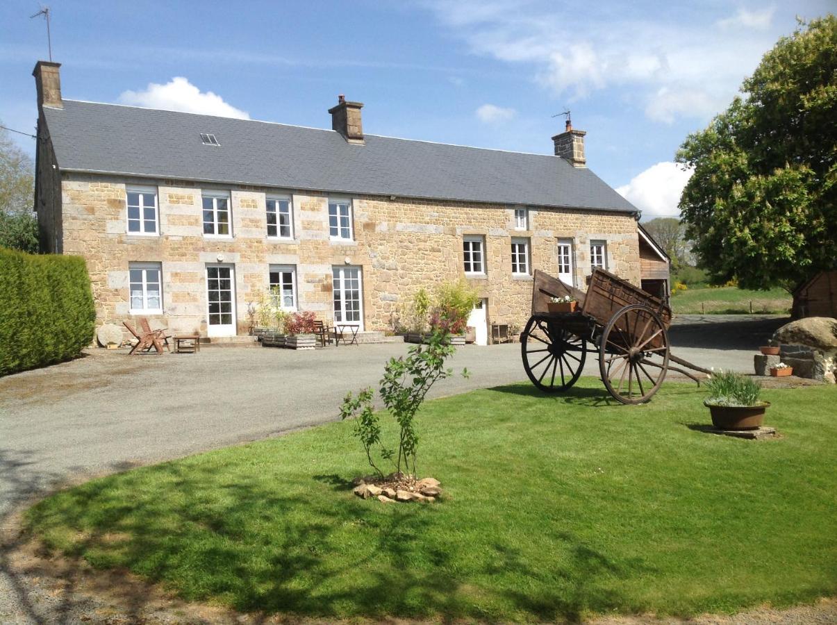 Les Rocailles Hotel La Foret-Auvray Buitenkant foto