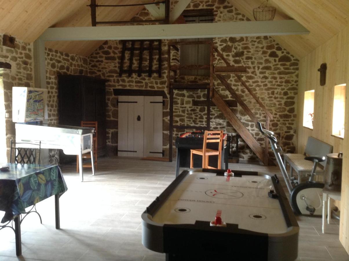 Les Rocailles Hotel La Foret-Auvray Buitenkant foto