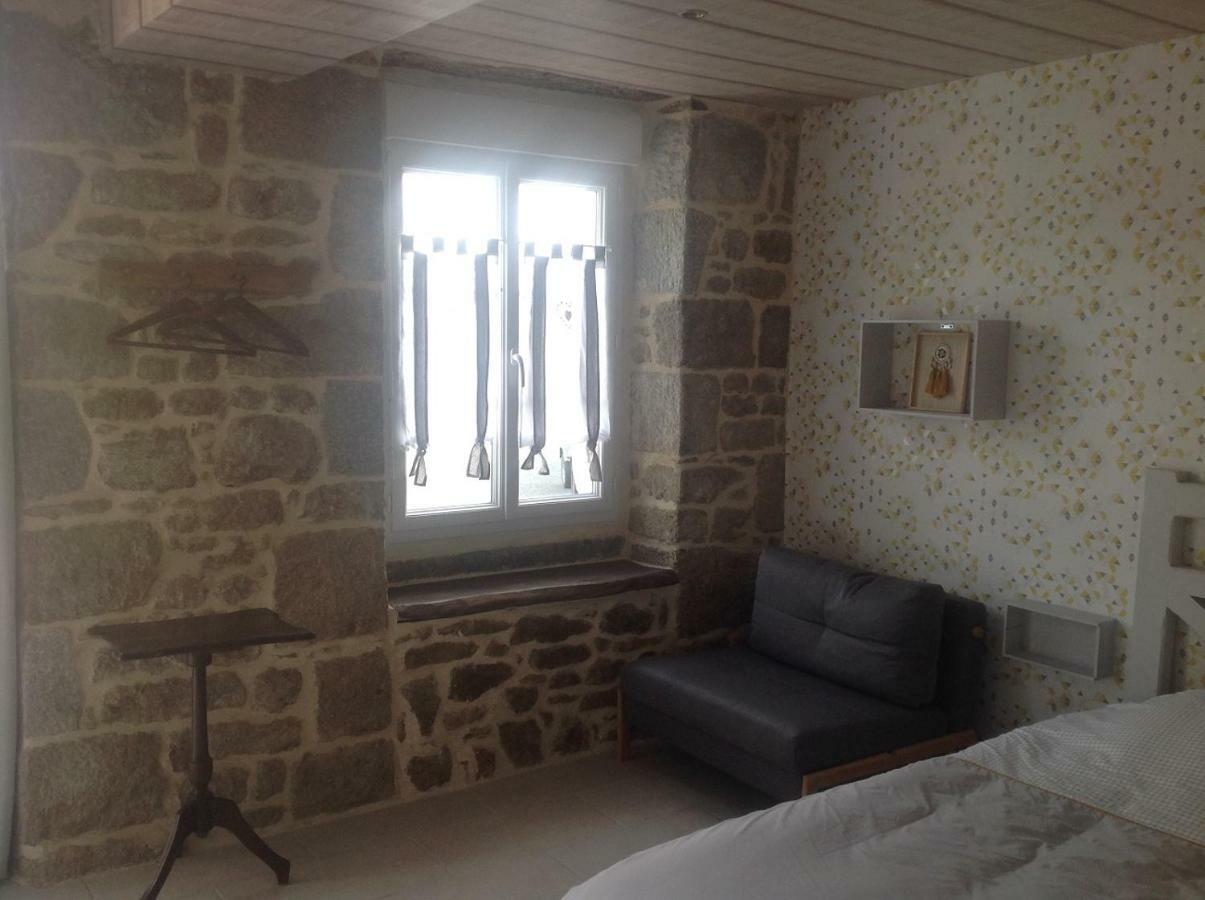 Les Rocailles Hotel La Foret-Auvray Buitenkant foto